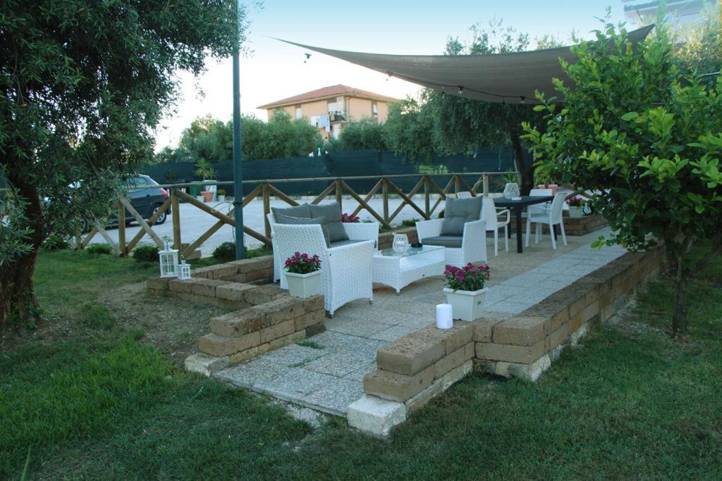 Pensione Degli Ulivi Porto SantʼElpidio エクステリア 写真