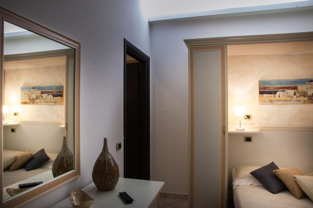 Pensione Degli Ulivi Porto SantʼElpidio エクステリア 写真